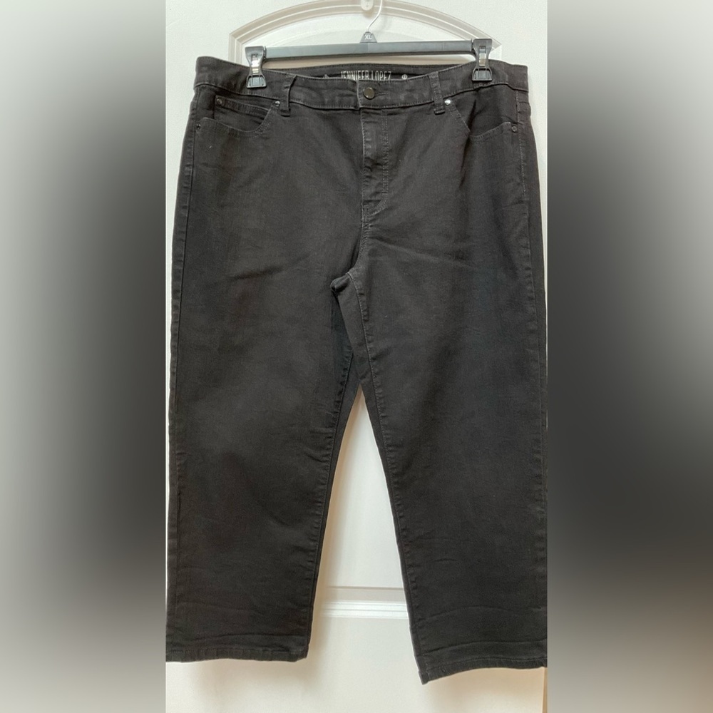 Jennifer Lopez Crop/Bermuda Jeans